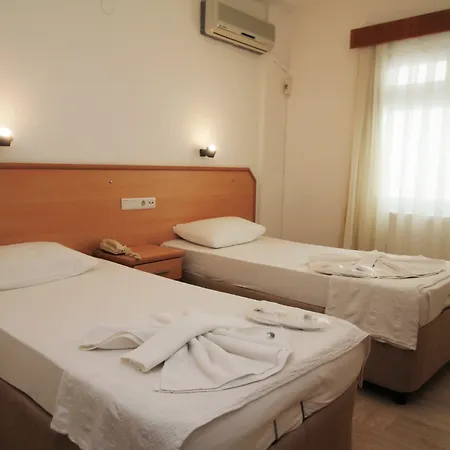 格伦酒店 Çeşme