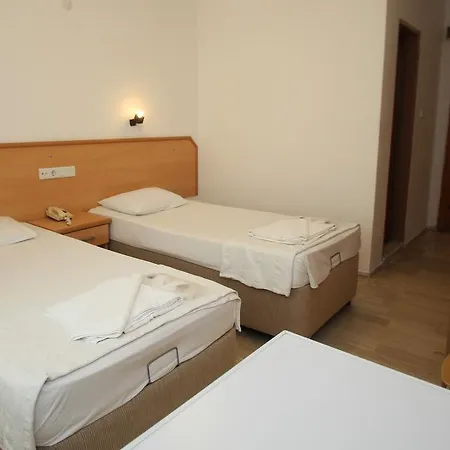 格伦酒店 Çeşme